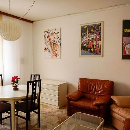Dimora Jazz Apartment Perugia Ngoại thất bức ảnh